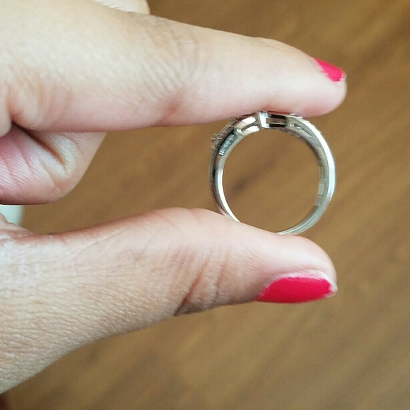 Princess ring - Picture 2 of 3